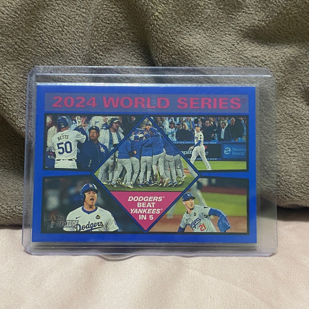 2025 Topps Heritage Baseball Dodgers World Series Win Card, Blue!!